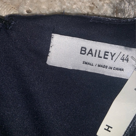 Nwt Bailey 44 sequin selby dress formal night out long sleeve revolve - Picture 7 of 9